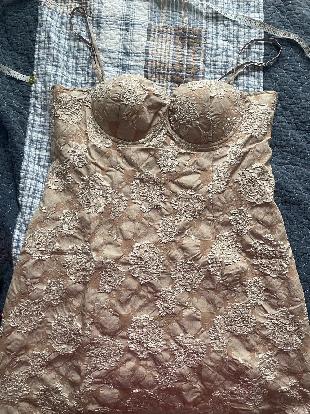 Windsor Gorgeous Charm Floral Jacquard Mini Dress | Taupe | L | NWT - Picture 9 of 12